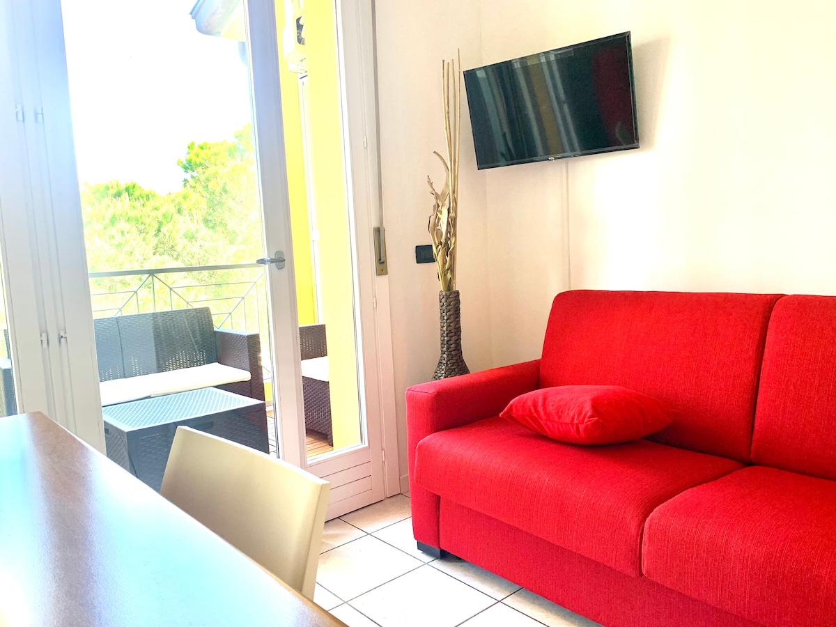 Airbnb con migliori performance: Sirmione Apartment 400 mts. from Garda lake a Sirmione