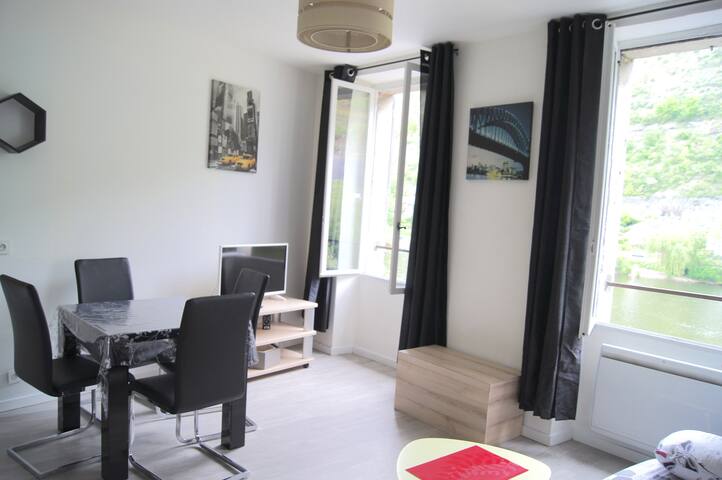 Airbnb Cahors Ferienwohnungen Unterkunfte Occitanie