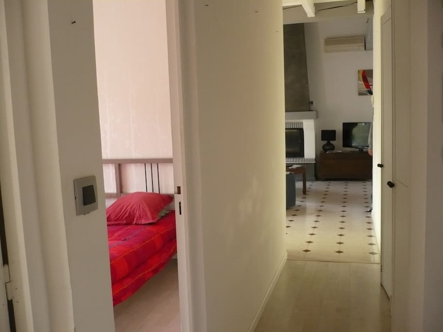 couloir et chambre 1