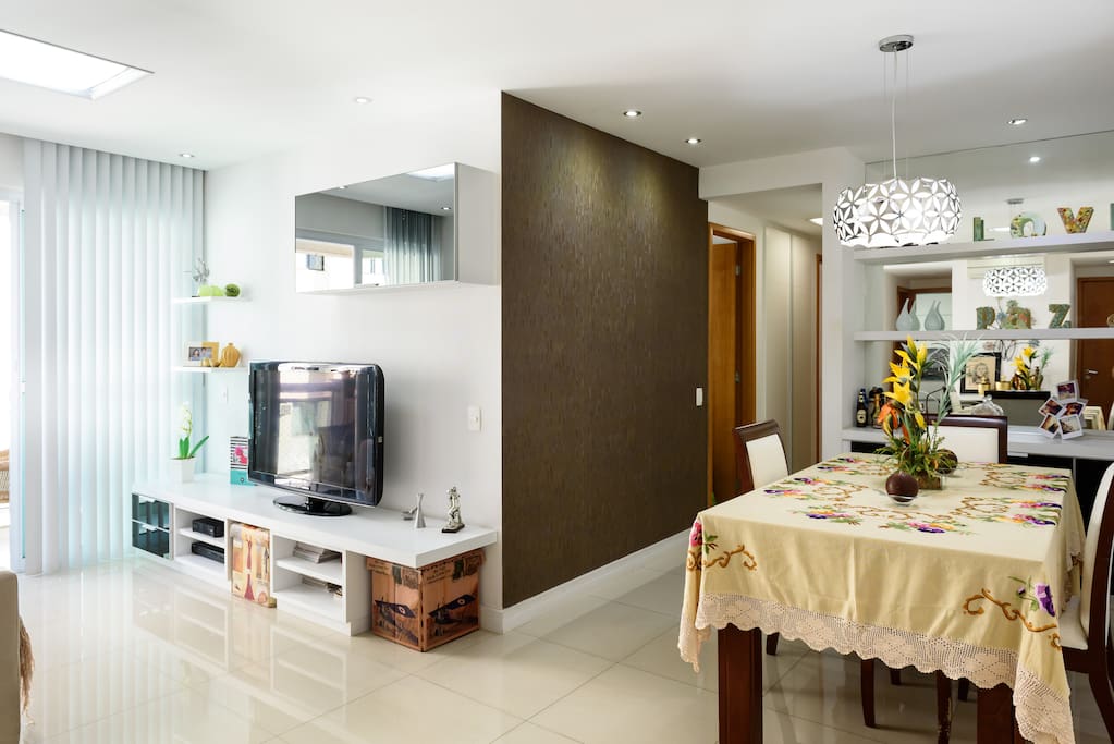 Sala de jantar com sala de estar