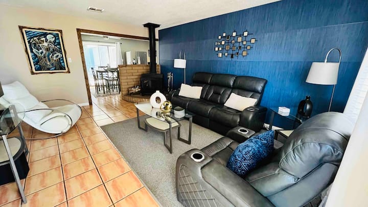 Home Centrally Located, Near Nmsu. - Las Cruces, NM