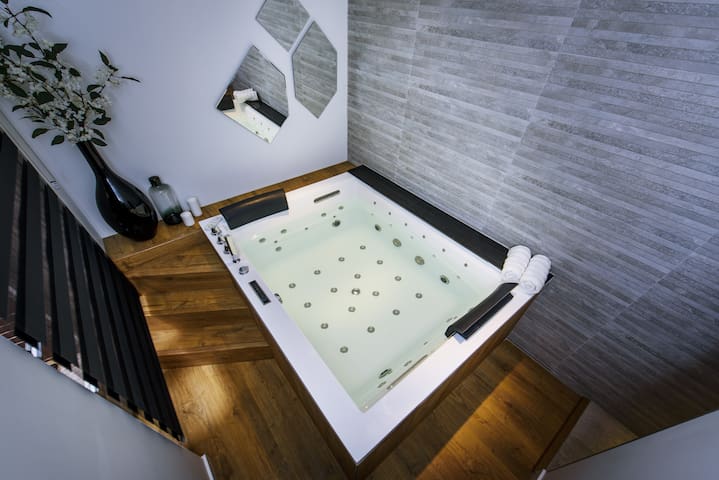 Luxury Apartment - Spa