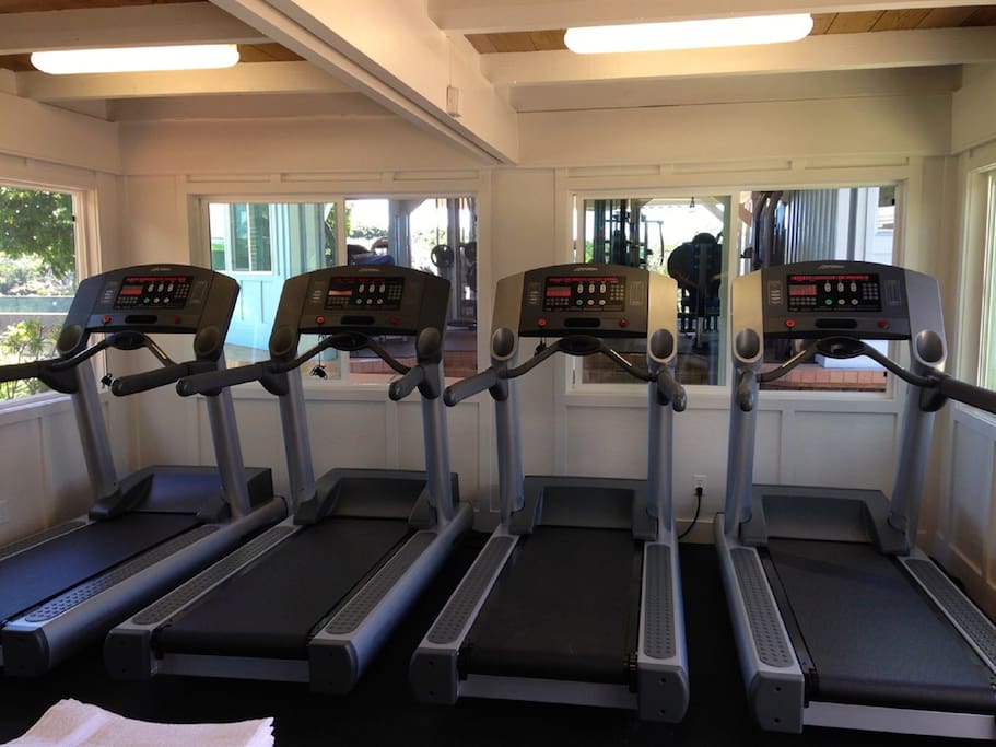 1 of 3 work out rooms