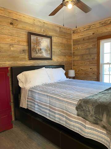Goff Cabin managed Airbnb listing 3