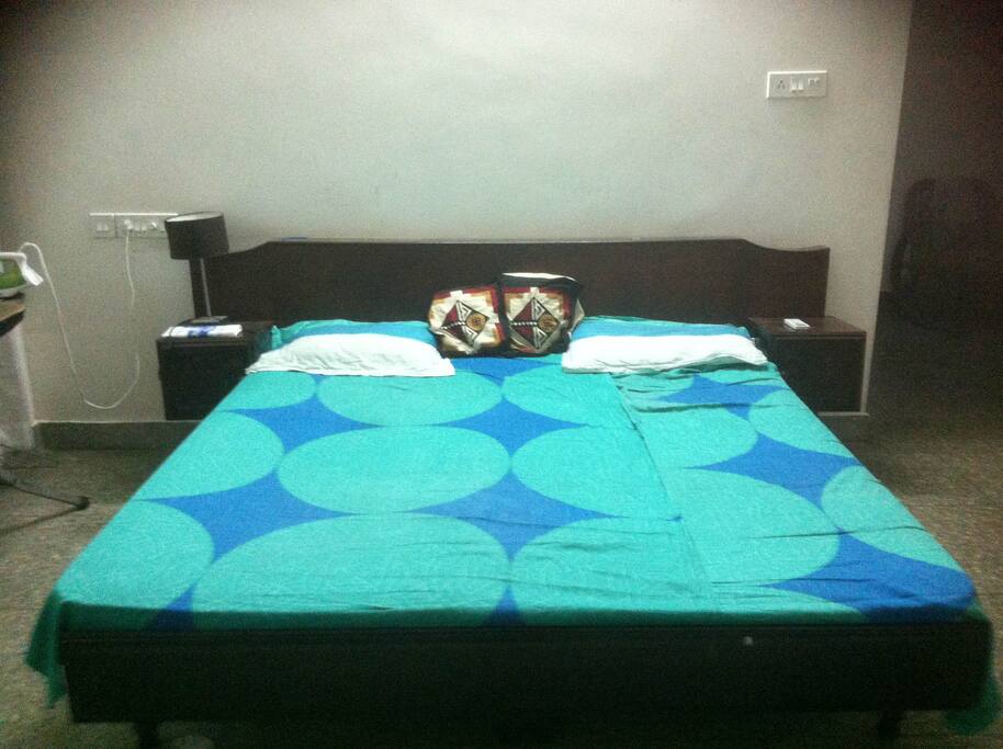 KINGSBED