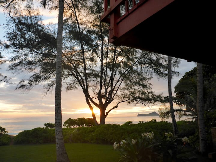 White Sand Waimanalo Beach House Fall Deals