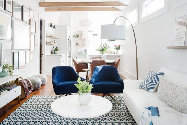 Creole Cottage Jewel, close to Magazine gallery image 5