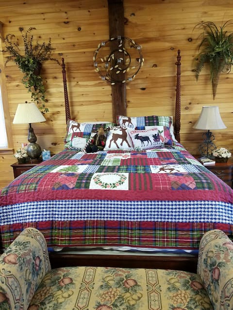 Charming Perkins House CarriageHome