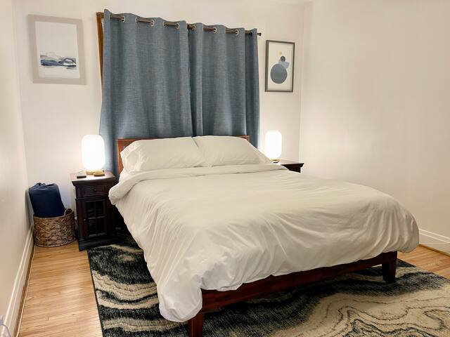 OSU & Riverside| Washer & Dryer| Fenced Backyard gallery image 5