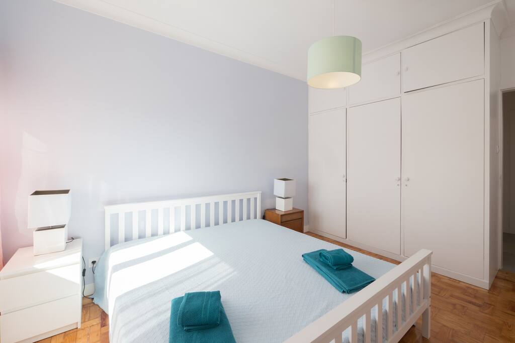 Bedroom with king-size bed