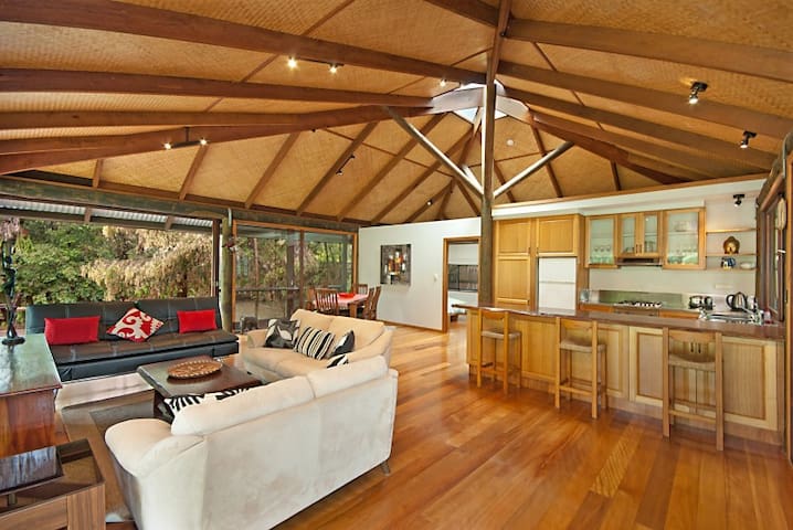 Santrian Beach Haven