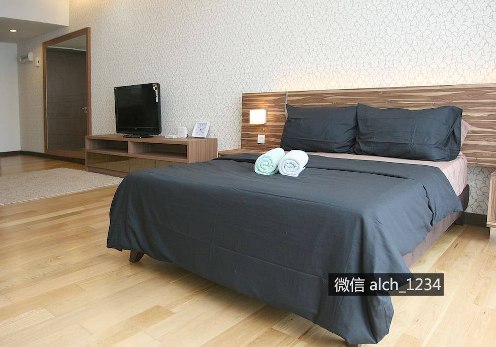TV, Super High speed internet 100Mbps WIFI (unlimited) 超高速光缆100Mbps(不限流量)无线上网。