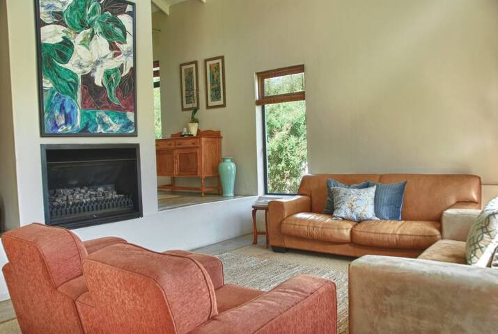 Kenrock meadows Hout Bay gallery image 4