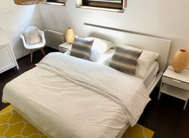 Mtazamo wa chumba cha kulala 1
