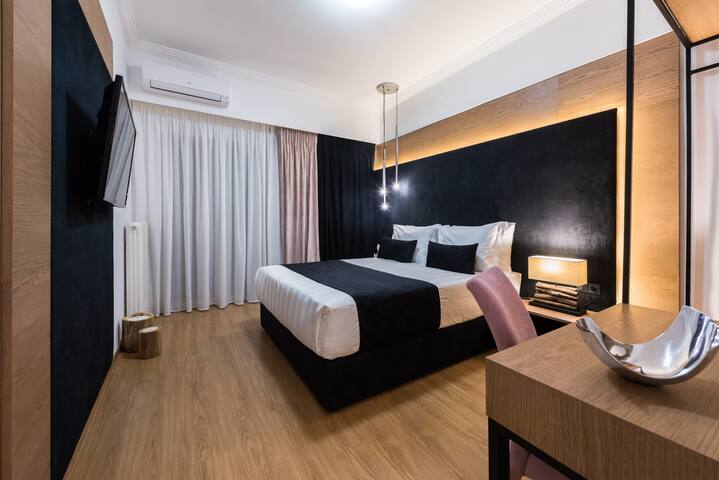 Acropolis Panoramic View Deluxe Apartment gallery image 2