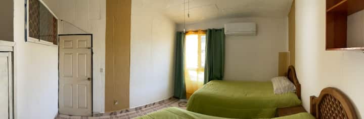 საძინებელი 1