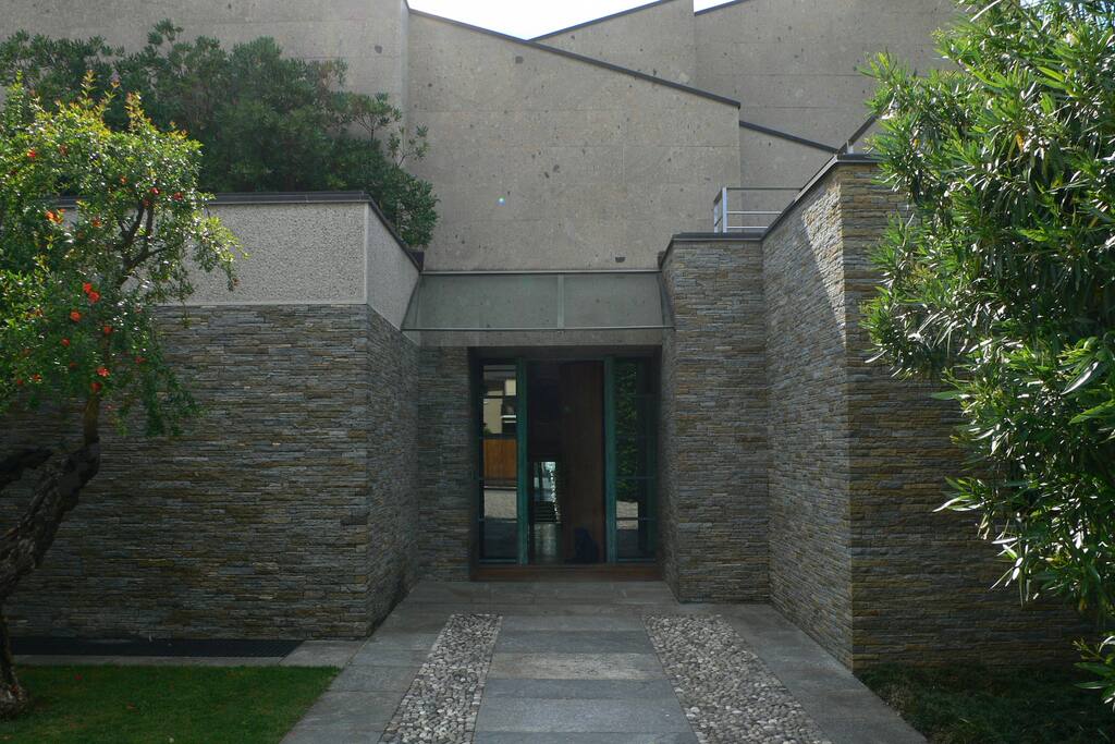 Entrance door