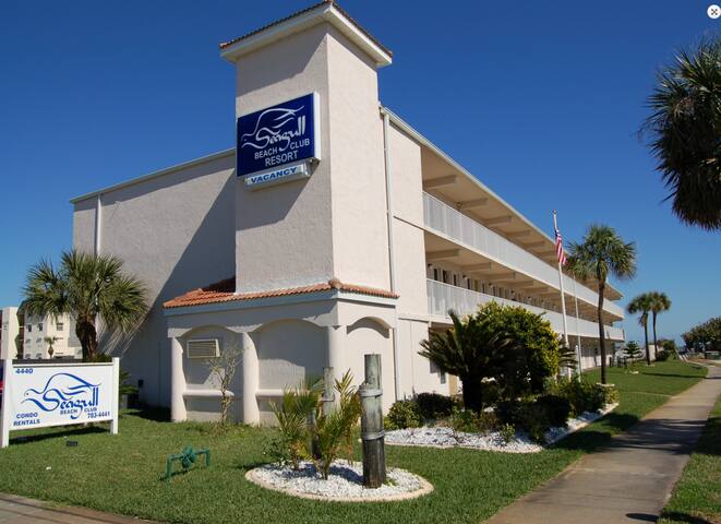 Seagull Beach Club On The Iniums For In Cocoa Seagull Beach Club On The