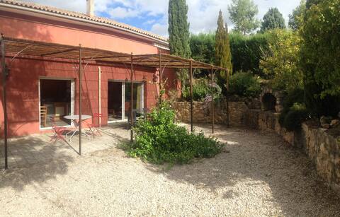 Stylish apartment Millau Creissels Viaduct view