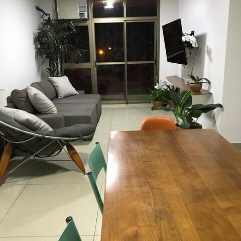 Cobertura com spa, no meio do verde, perto de tudo gallery image 5