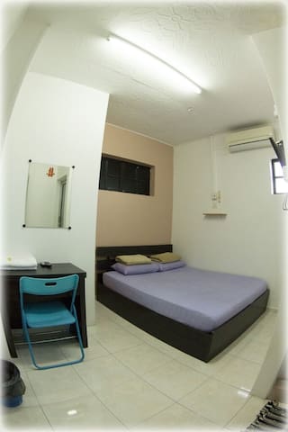 Warni Villa 8 (Room 9)