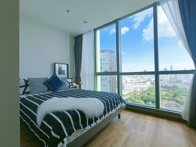 Siam Square Ratchathwei BTS Paragon watergate gallery image 2