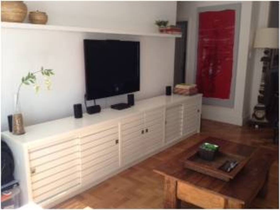 SALA - WI - FI - TV a cabo