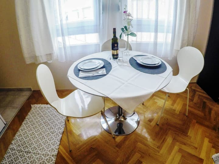 Rosie's Charmy Apartment In The Hearth Of Split - Split