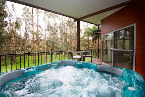 Palm Chalet on the Blackwood River