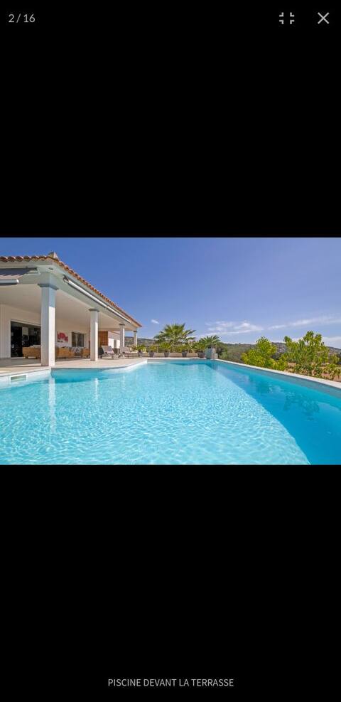 villa with heated pool close to the beaches
