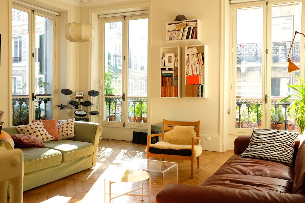 Charming 3 bedrooms flat below Montmartre - Flats for Rent in Paris, Île-de-France, France