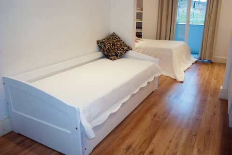 Popular Airbnb listing: Beautiful Apartment in Leblon in Leblon