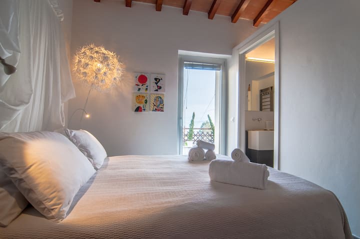 Tweepersoonskamer met eigen badkamer