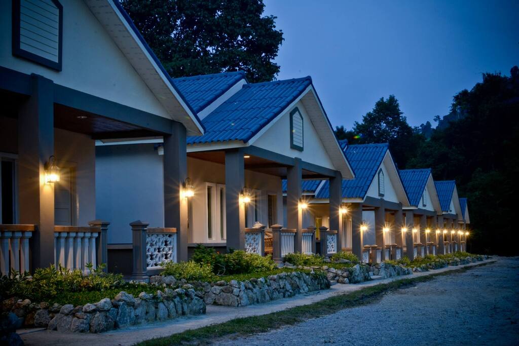 Garden Hotel Langkawi Dream Garden Resort Superior 1 Chalets for Rent in Garden Hotel Langkawi Dream Garden Resort Superior 1 Chalets for Rent in