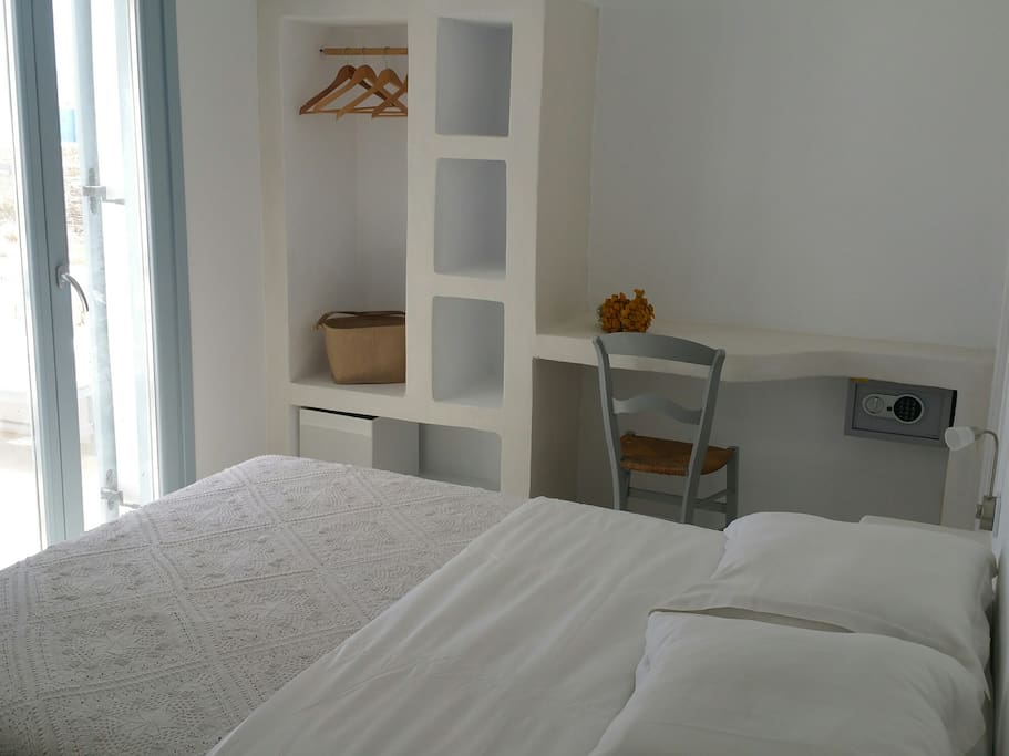 Chambre 1 / first room