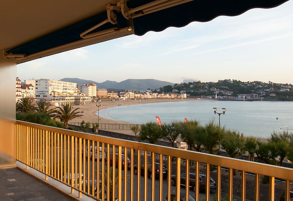 grande terrasse vue mer