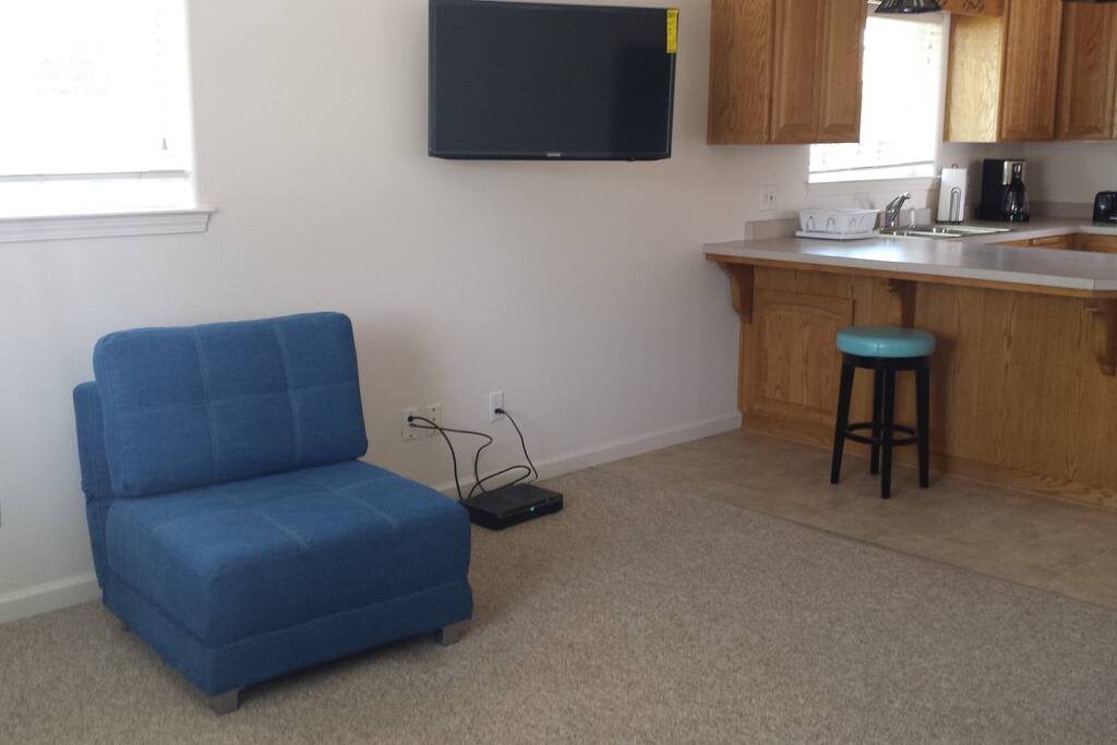 90 San Luis Street Unit D