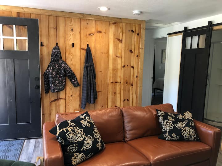 House W/ Deck In D/t Wrightwood. - Mount Baldy, CA