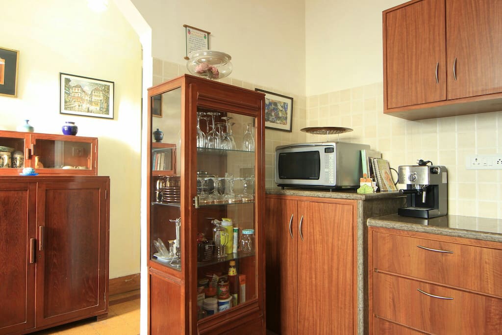 Entrance to the kitchen