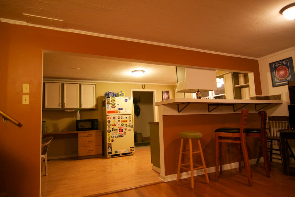 Fully-appointed kitchen