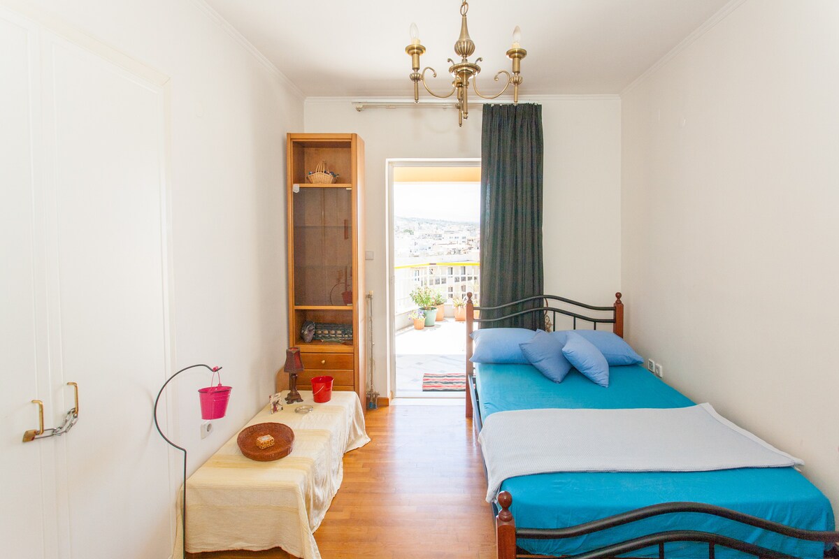 חדר שינה 1 (עם מיטה זוגית אחת)