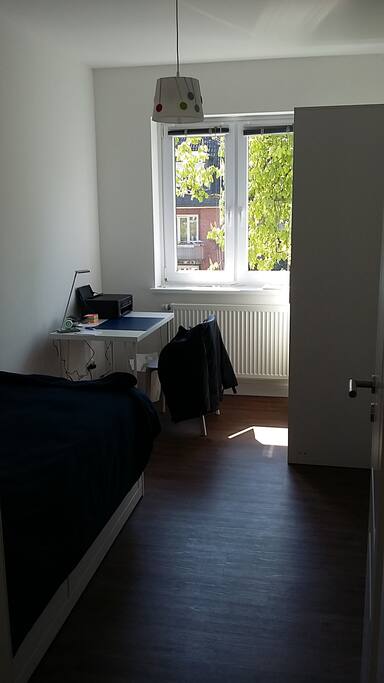 Dein Zimmer / your room