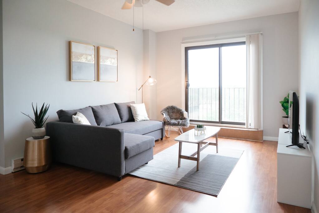 The glass balcony doors let in all the light