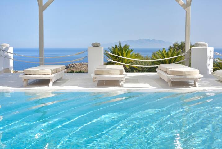 Villa Meropi, 3 bedrooms, LiaVillasMykonos gallery image 2