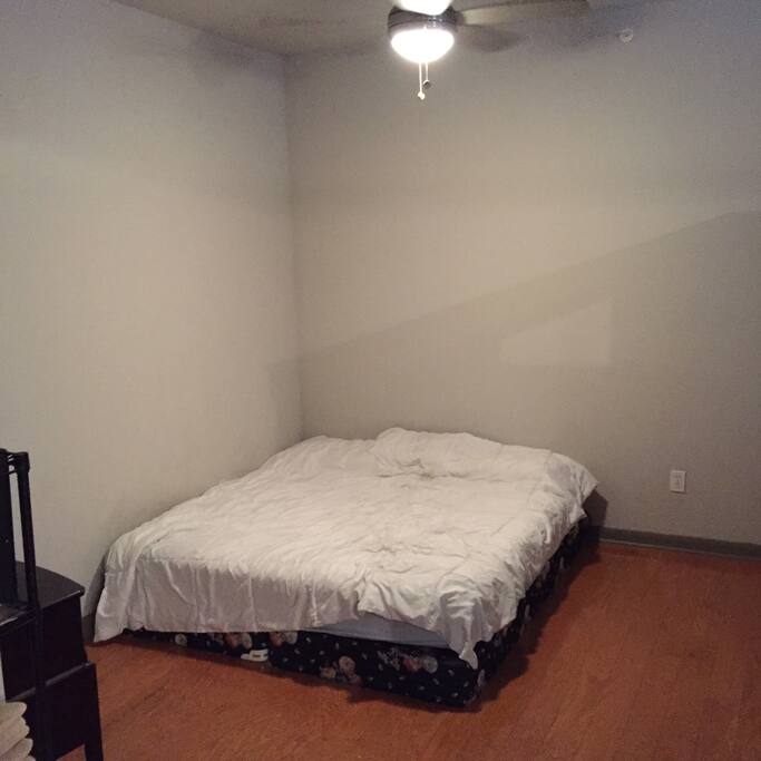 King size bed