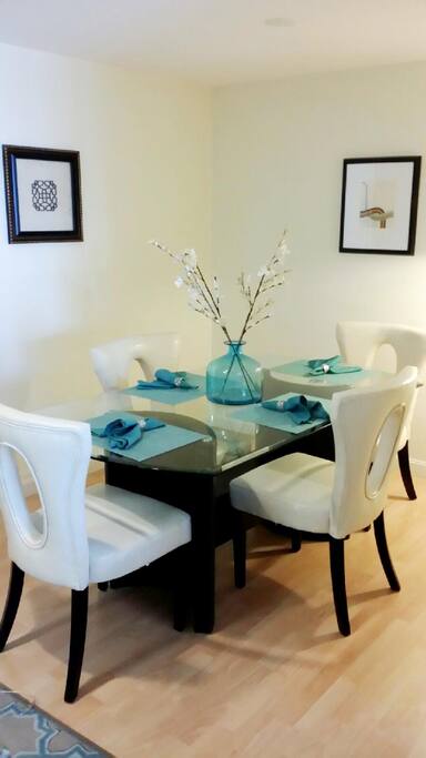 Dining for 4 persons