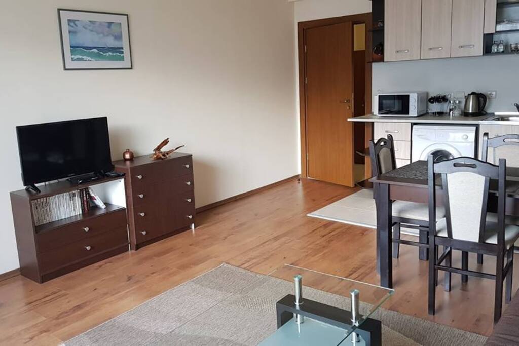 Living Room & Kitchen Box