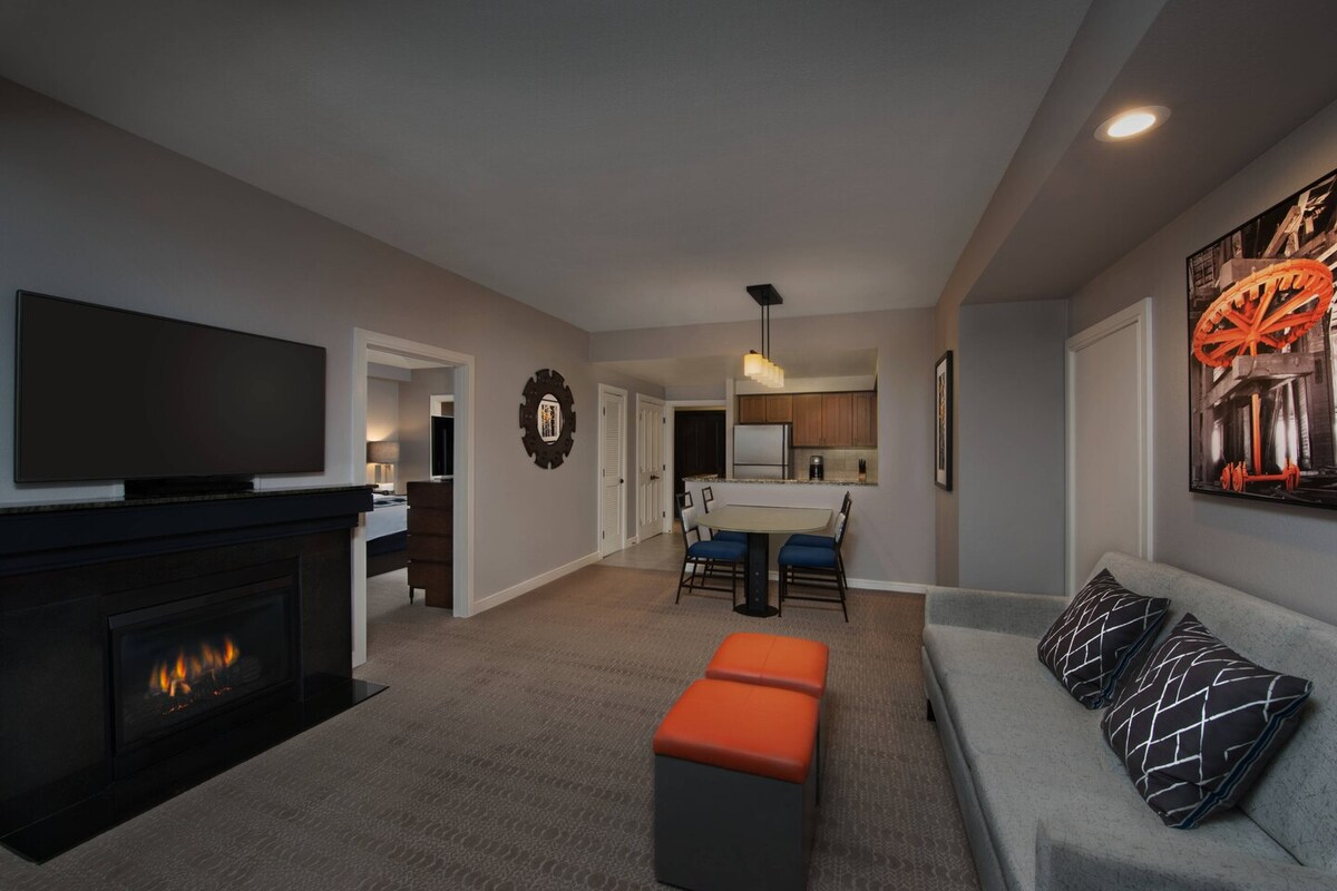 我们努力成为您的另一个家。 独立的起居区和设备齐全的厨房让您轻松舒适。