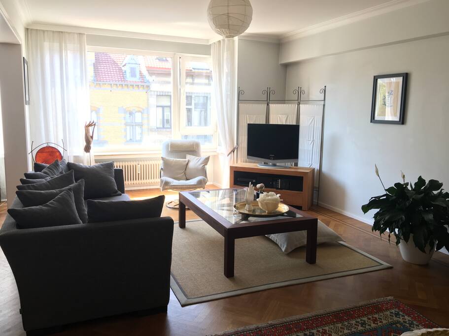 Living Room, spacieux et lumineux.