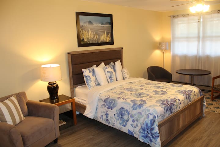 Shenstone Motor Inn & Restaurant managed Airbnb listing 3